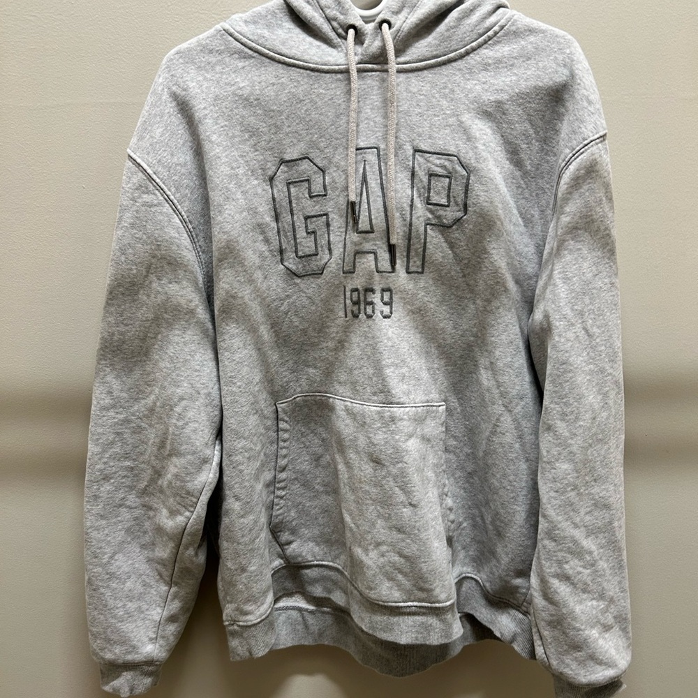 GAP Men's Gray Hoodie